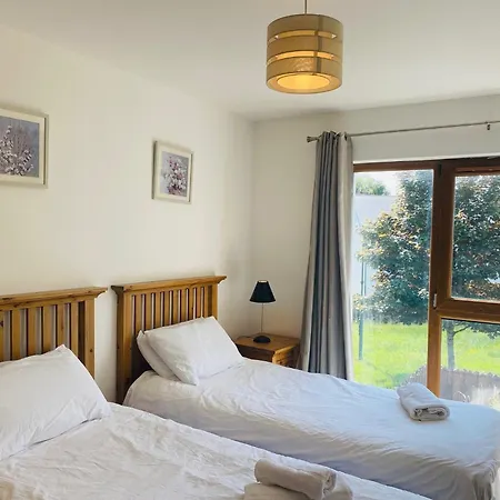 Within Easy Walking Distance To Casa vacanze Kenmare