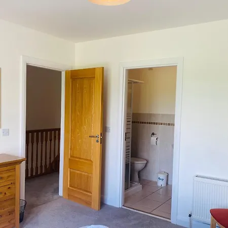 Within Easy Walking Distance To Casa vacanze
